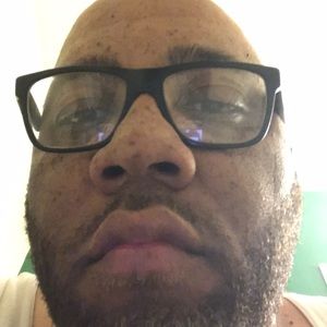 Meet your Posher, Damon